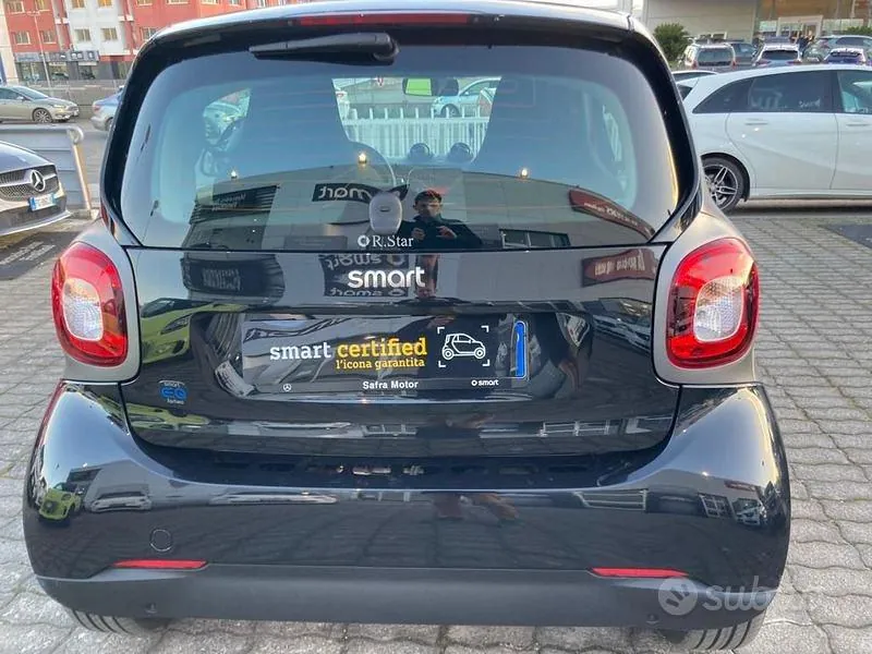 Smart Fortwo 2022 photo 4