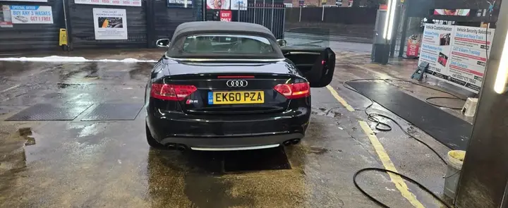 Audi S5 2010 photo 3