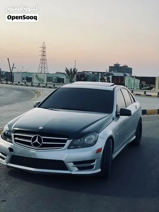 Mercedes-Benz C300