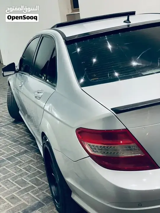 Mercedes-Benz C300 2010 photo 3