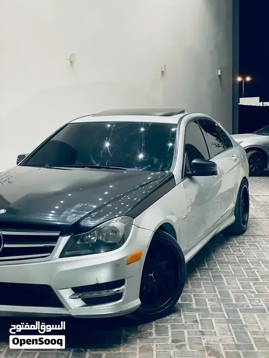 Mercedes-Benz C300 2010 photo 4