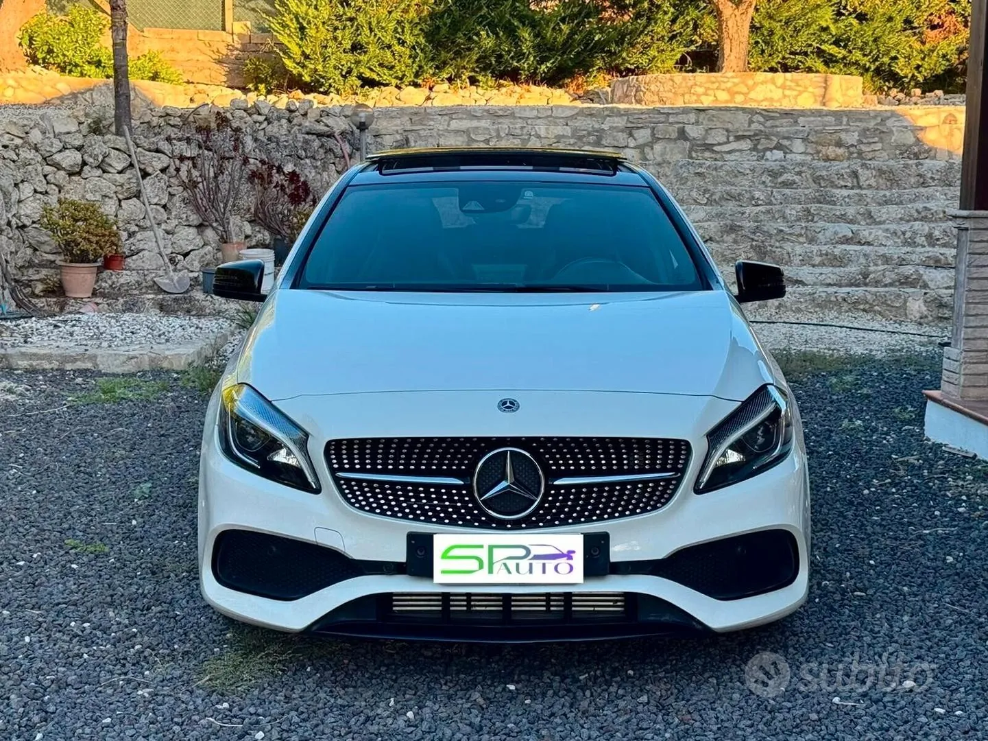 Mercedes-Benz A200 2018 photo 2