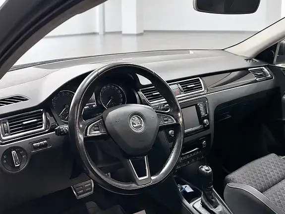 Skoda Rapid 2017 photo 4