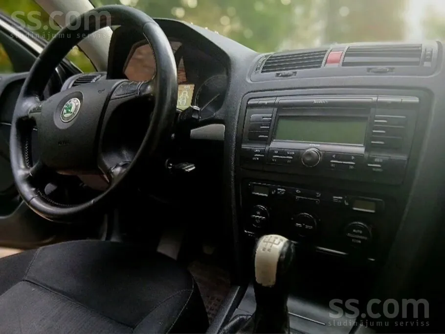 Skoda Octavia 2008 photo 4