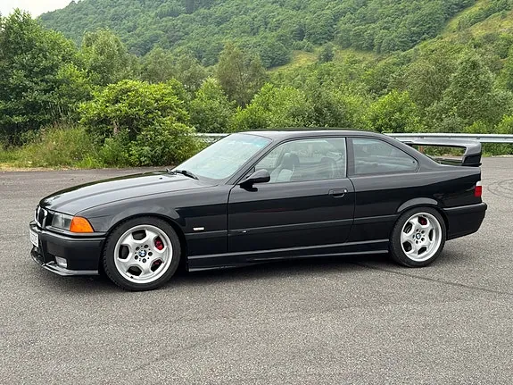 BMW 320I 1992 photo 2