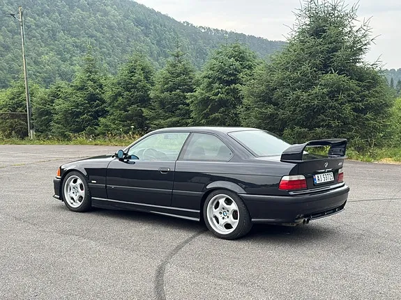 BMW 320I 1992 photo 4