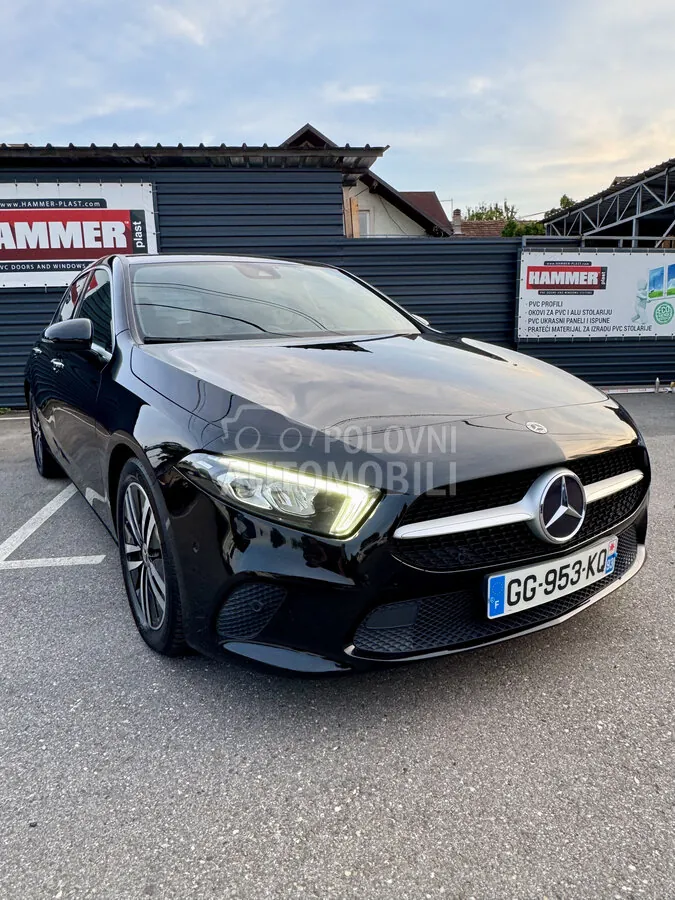 Mercedes-Benz A180 2022 photo 2
