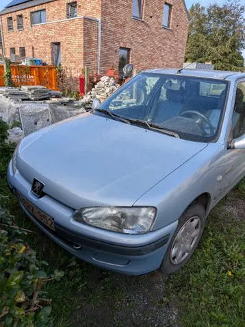 Peugeot 106