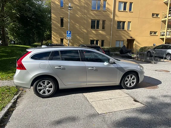 Volvo V60 2013 photo 3
