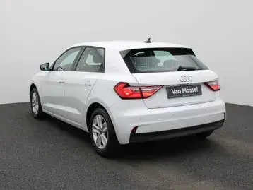 Audi A1 2023 photo 2