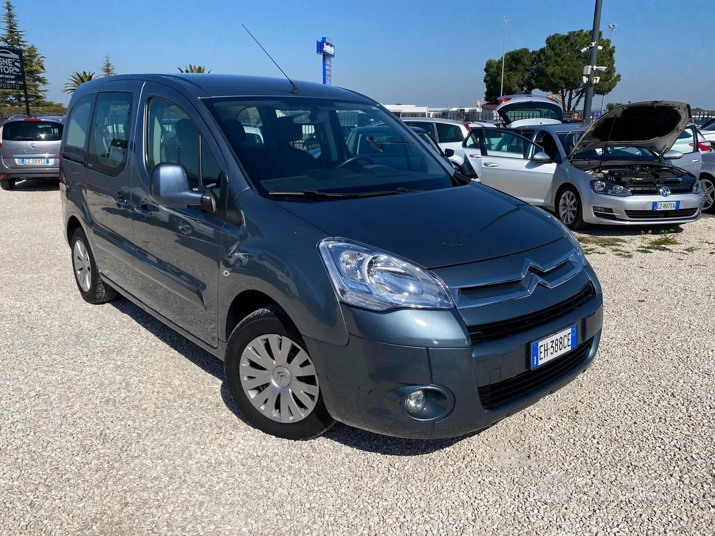 Citroen Berlingo 2011 photo 3