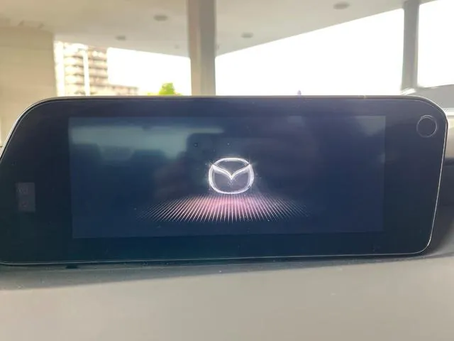 Mazda Mazda3 Sedan 2019 photo 3