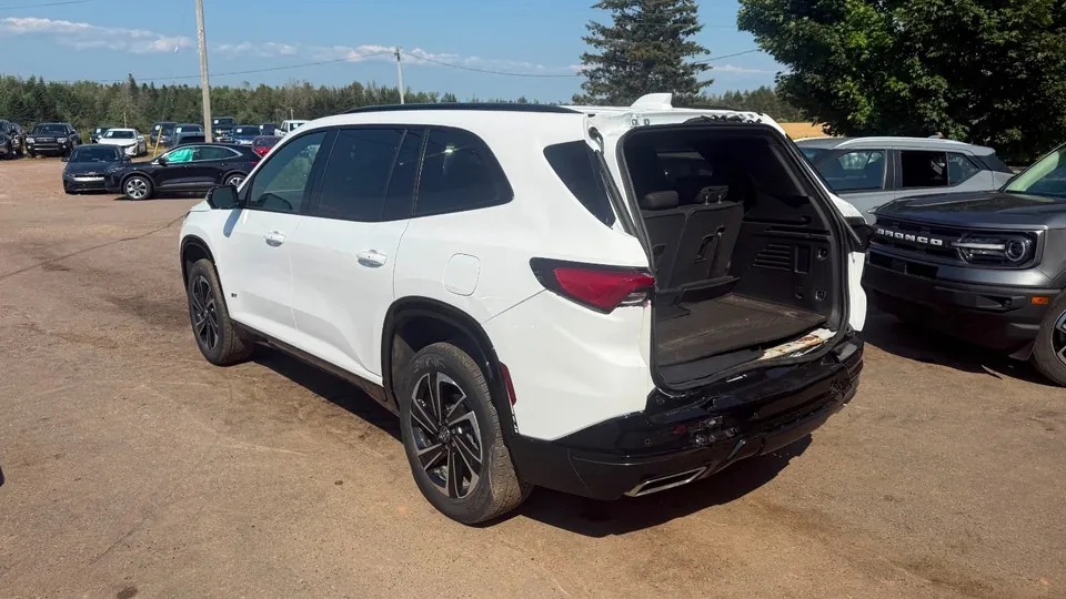 Buick Enclave 2026 photo 4