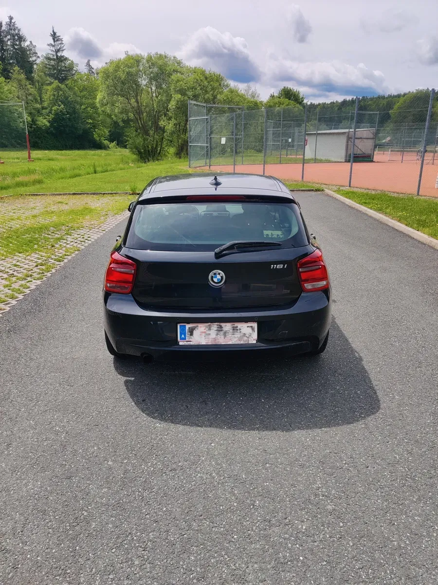 BMW 1 Series 2013 photo 2