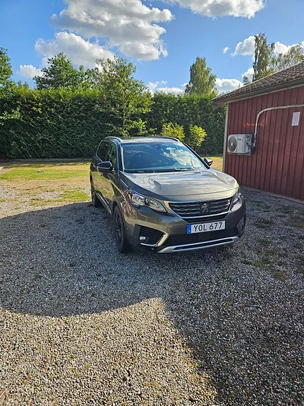 Peugeot 5008 2017 photo 2