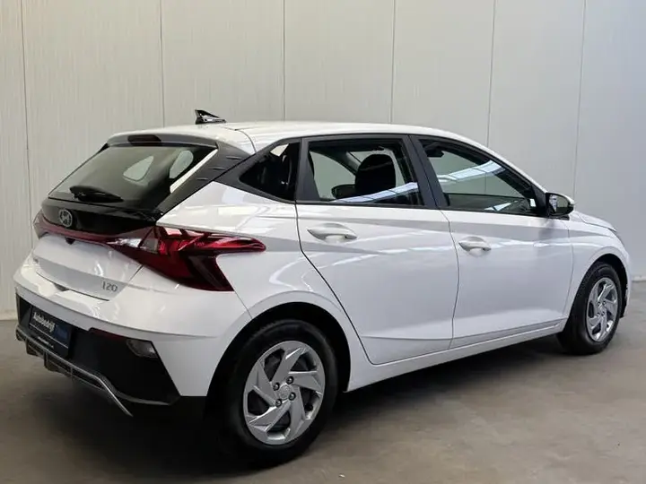 Hyundai I20 2025 photo 2