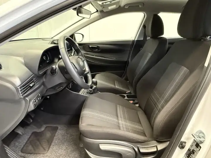 Hyundai I20 2025 photo 3