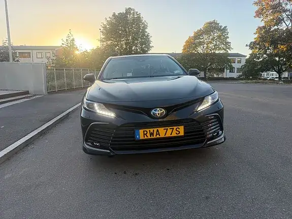 Toyota Camry 2024 photo 3