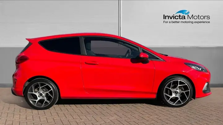 Ford Fiesta 2019 photo 2