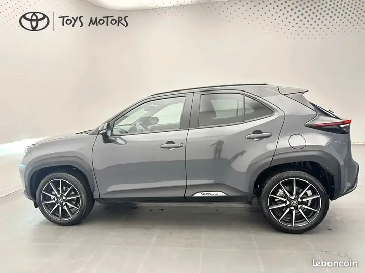 Toyota Yaris Cross 2025 photo 3