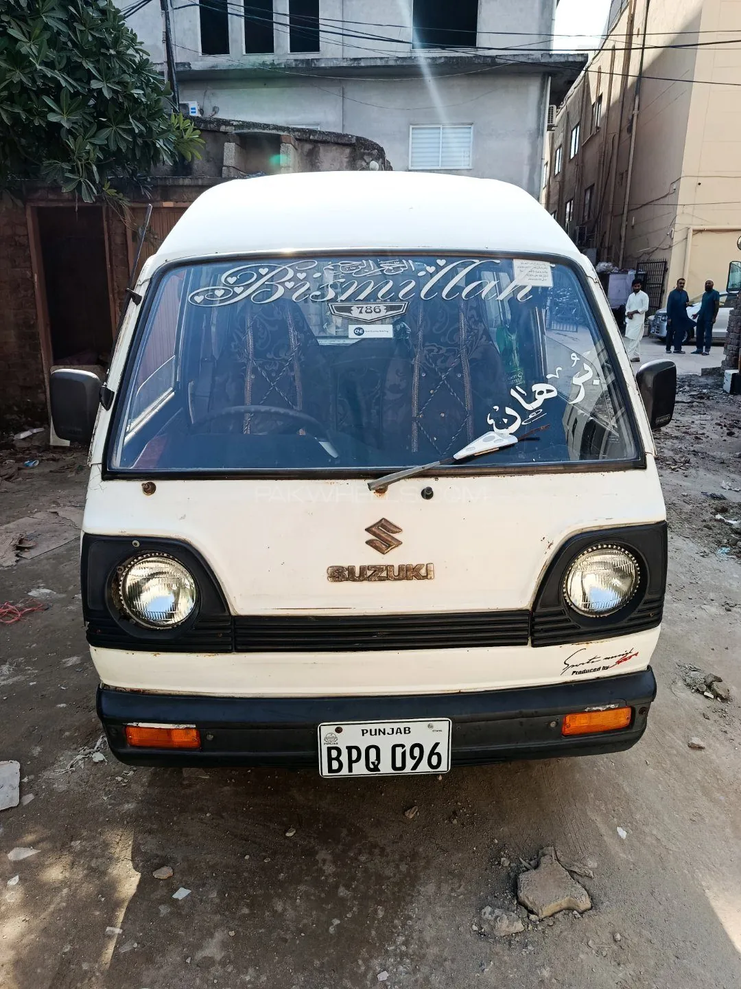 Suzuki Bolan