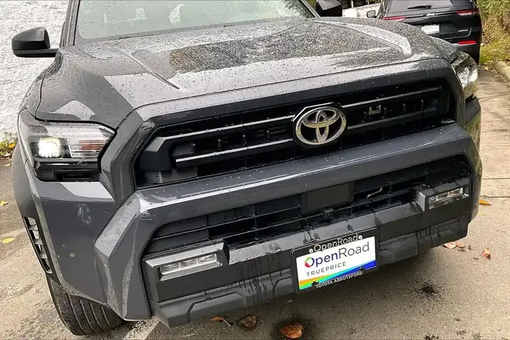 Toyota 4Runner 2025 photo 4