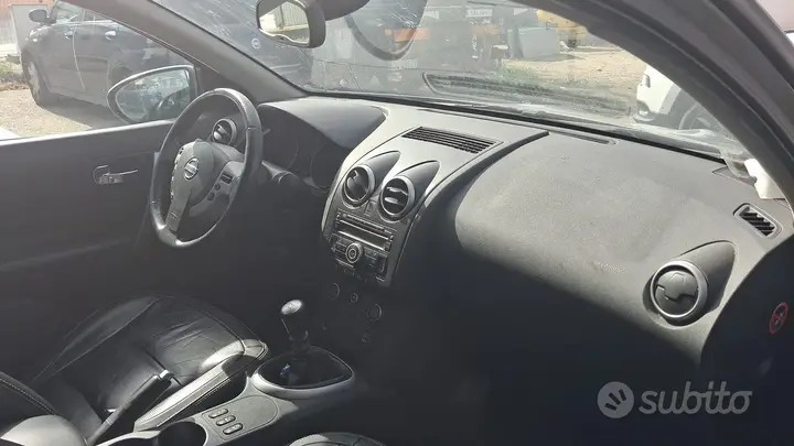 Nissan Qashqai 2008 photo 3
