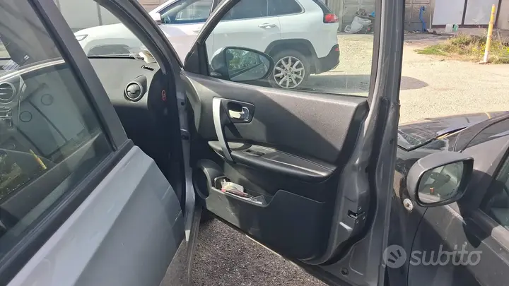 Nissan Qashqai 2008 photo 5