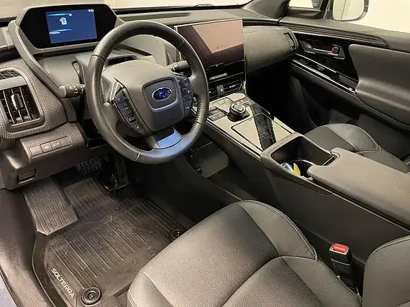 Subaru Solterra 2023 photo 4