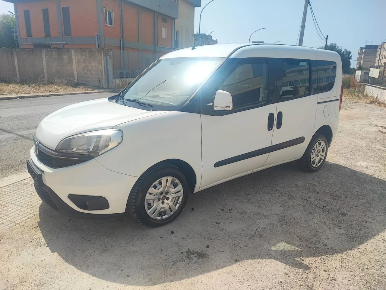 Fiat Doblo 2016 photo 5