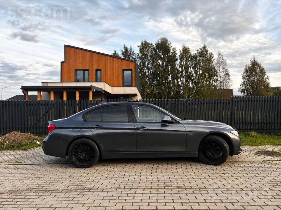BMW 320D 2017 photo 3