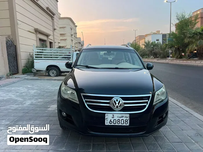 Volkswagen Tiguan 2009 photo 2