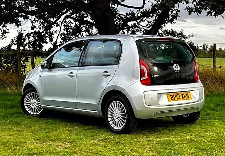 Volkswagen Up 2013 photo 4