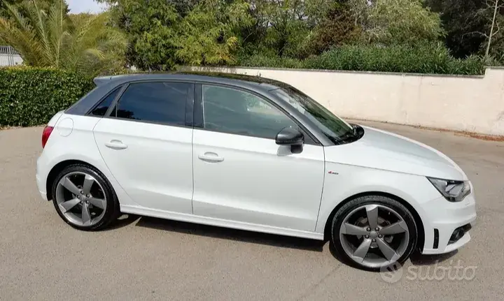 Audi A1 2015 photo 3