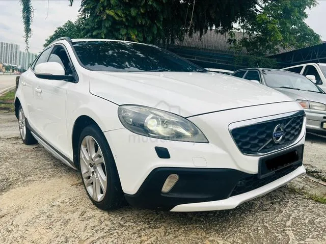 Volvo V40