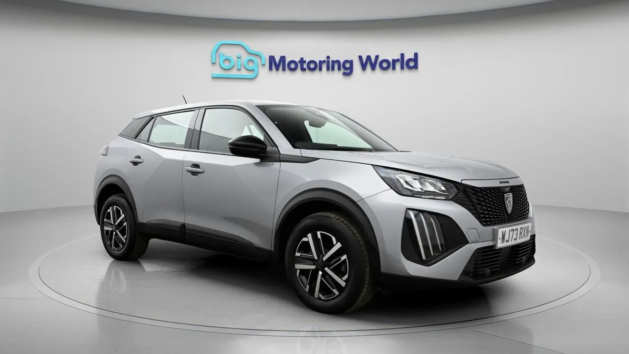 Peugeot 2008 2023 photo 2