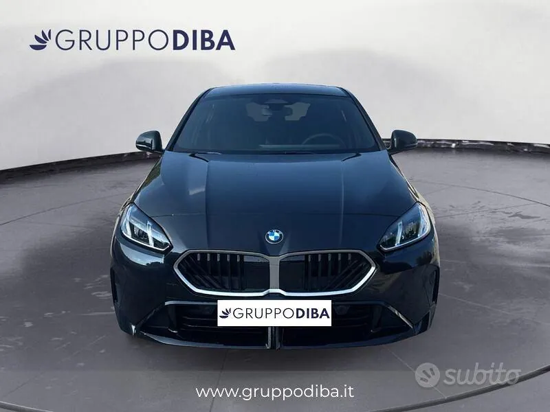 BMW 1 Series 2026 photo 2