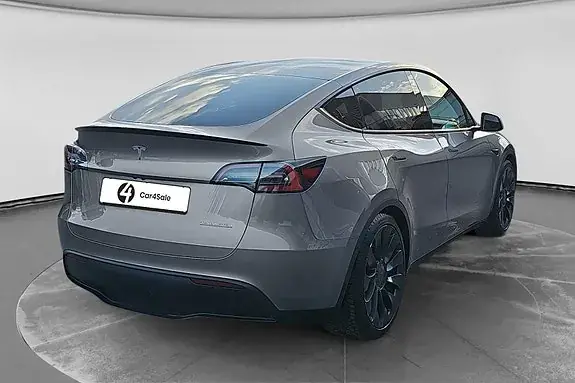 Tesla Model Y 2024 photo 5
