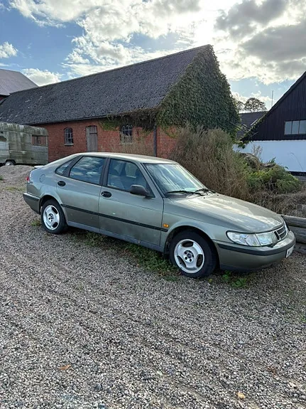 Saab 900 1998 photo 3