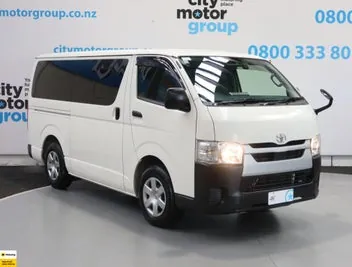 Toyota Hiace 2020 photo 2