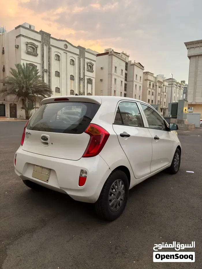 Kia Picanto 2012 photo 3