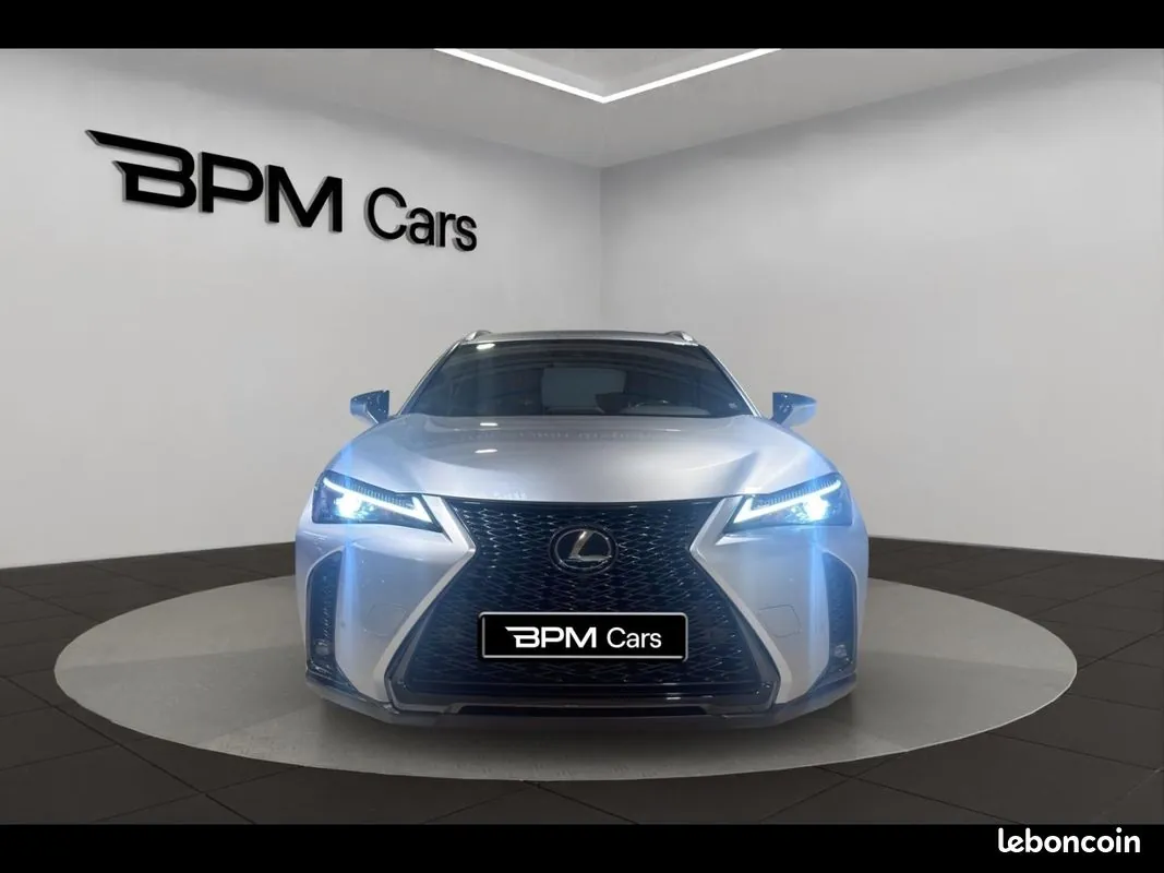 Lexus Ux 2023 photo 2