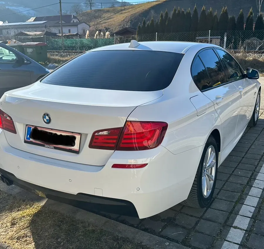 BMW 5 Series 2013 photo 2