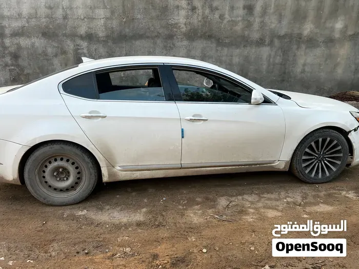 Kia Cadenza