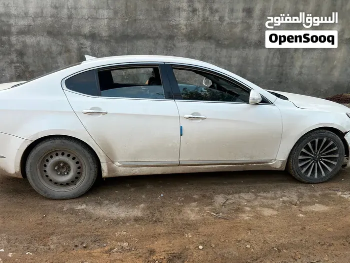 Kia Cadenza 2012 photo 2