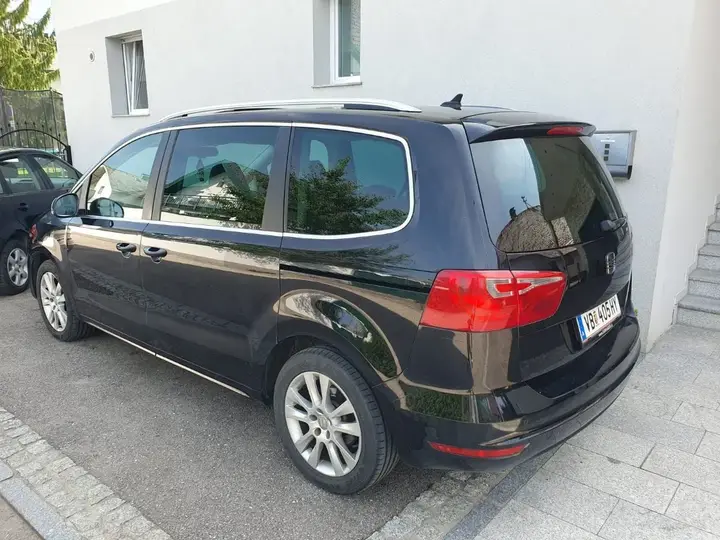 Seat Alhambra 2011 photo 3