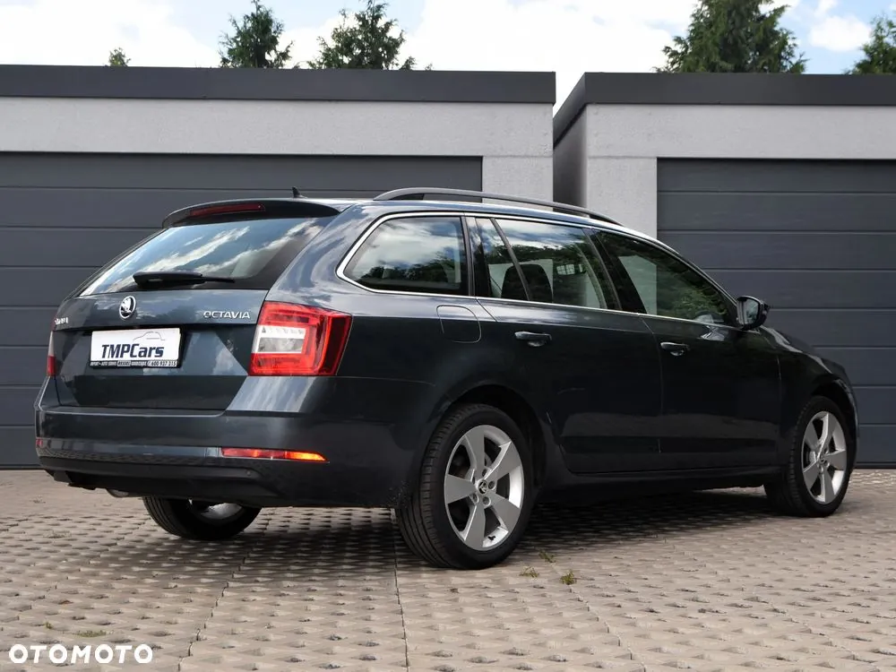 Skoda Octavia 2019 photo 2