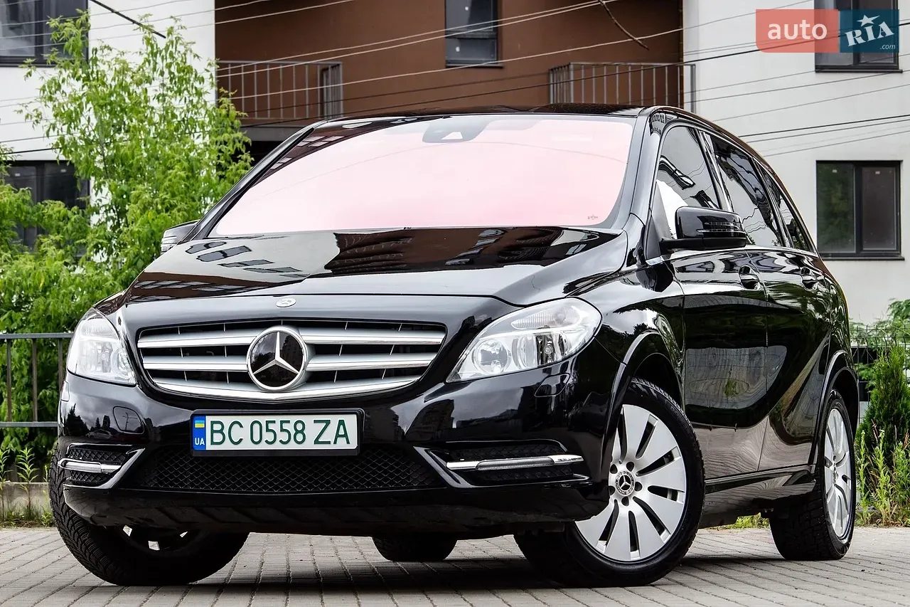 Mercedes-Benz B-Class 2017 photo 3