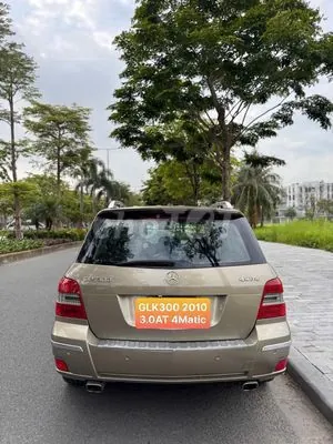 Mercedes-Benz Glk Class 2010 photo 2