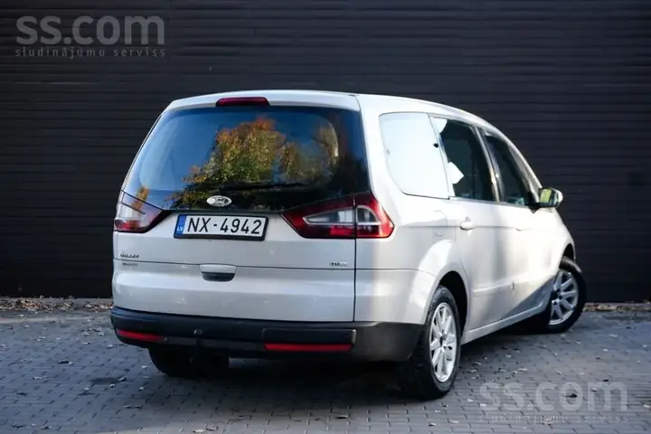 Ford Galaxy 2006 photo 3
